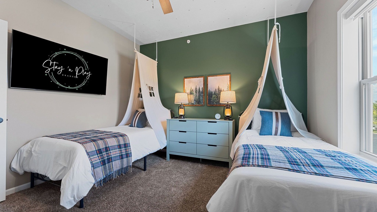 Photo of Bedroom in Branson West