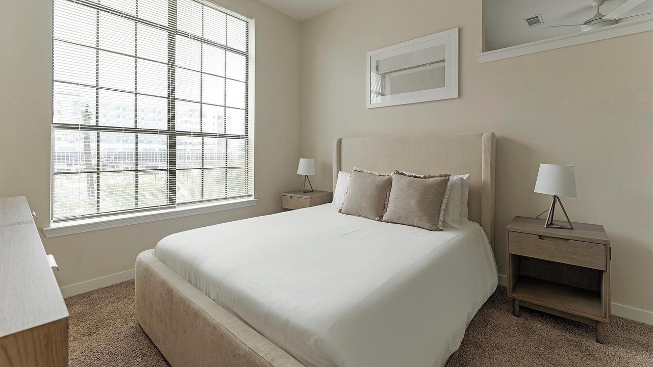 Photo of Bedroom in New Pathways