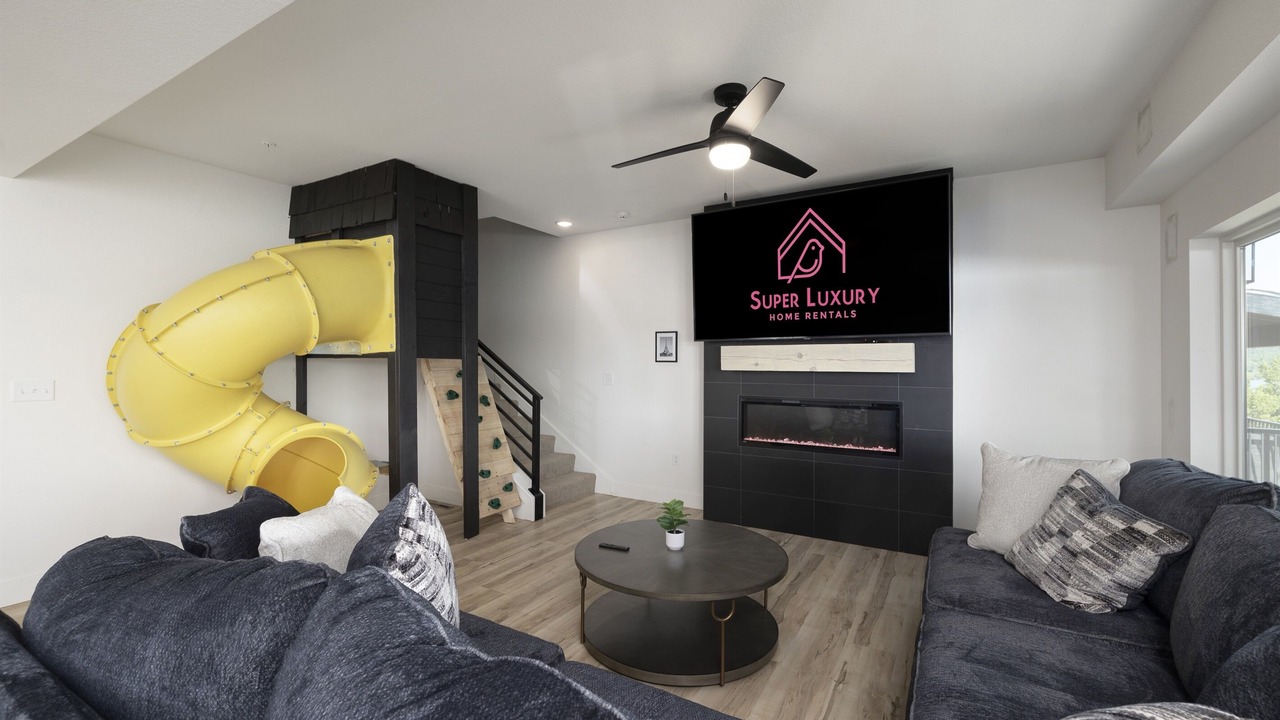 Photo of Bedroom in Hollister