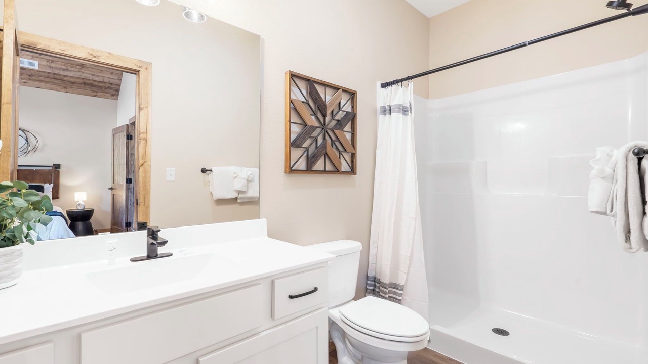 Photo of Bathroom in Table Rock