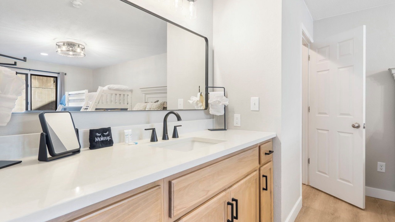 Photo of Bathroom in Kimberling City