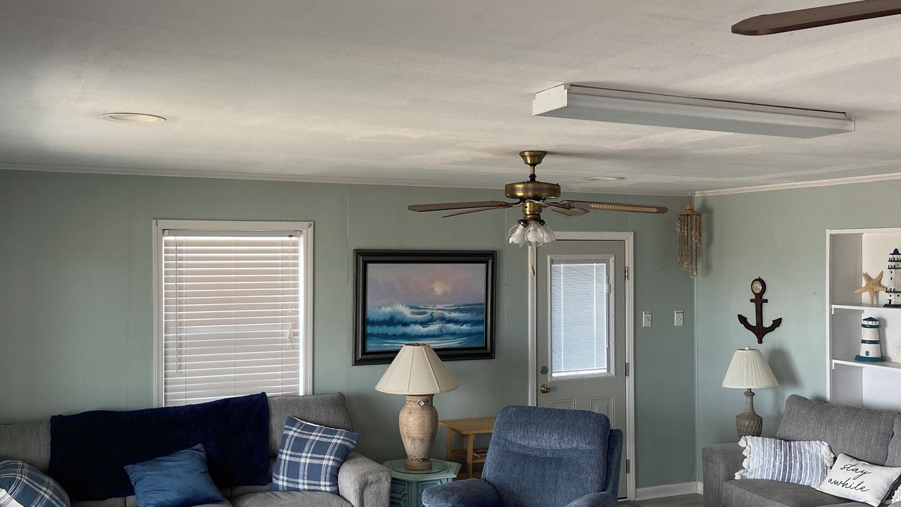 Photo of Livingroom in North Topsail Beach