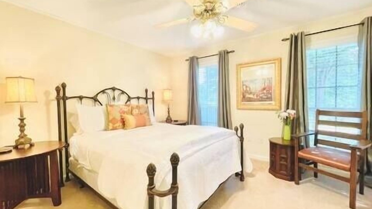 Photo of Bedroom in Oxford