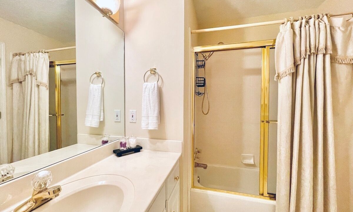 Photo of Bathroom in Oxford