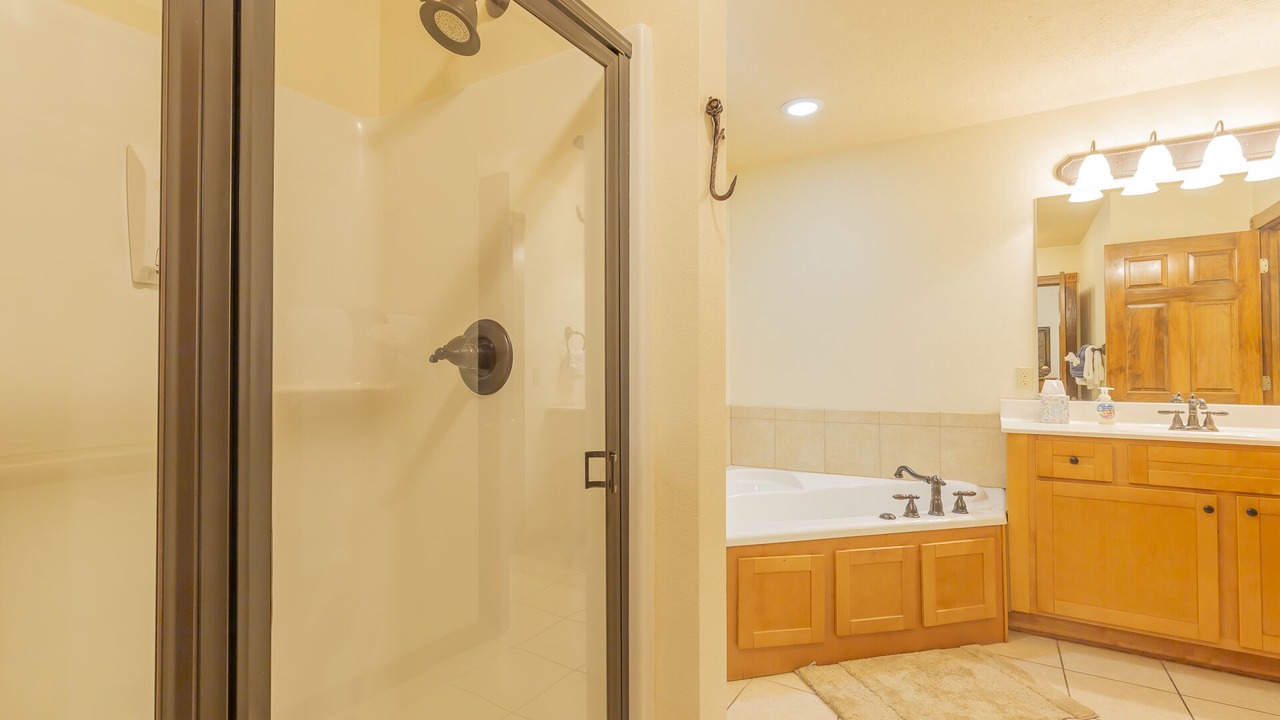 Photo of Bathroom in Reeds Spring