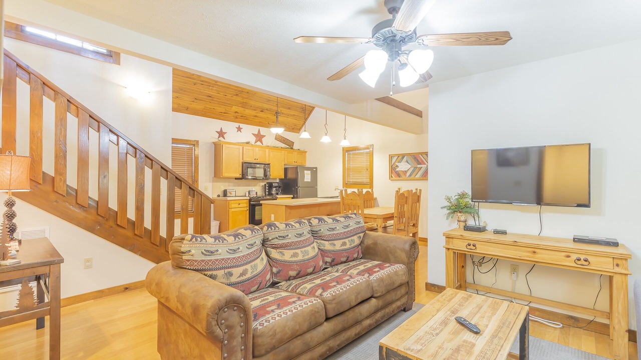 Photo of Livingroom in Reeds Spring