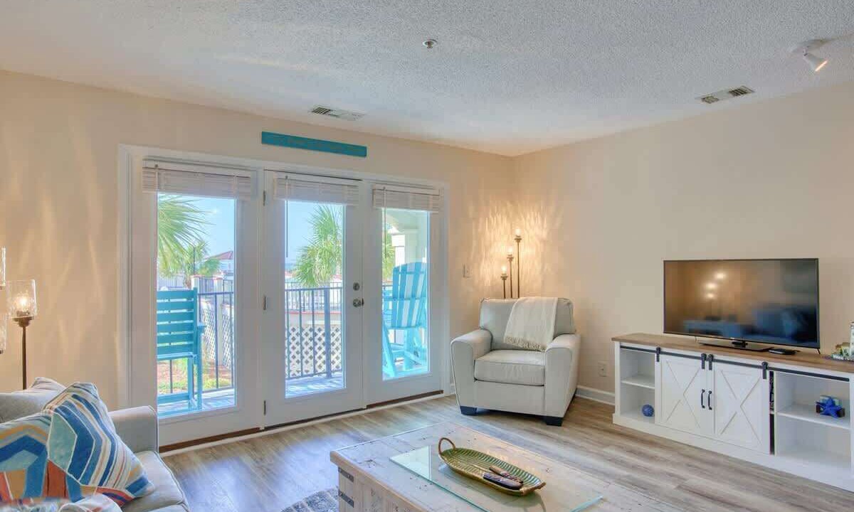 Photo of Bedroom in North Topsail Beach