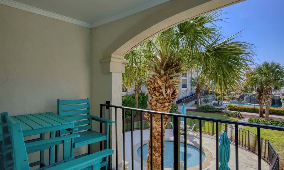Photo of Patio Balcony in North Topsail Beach