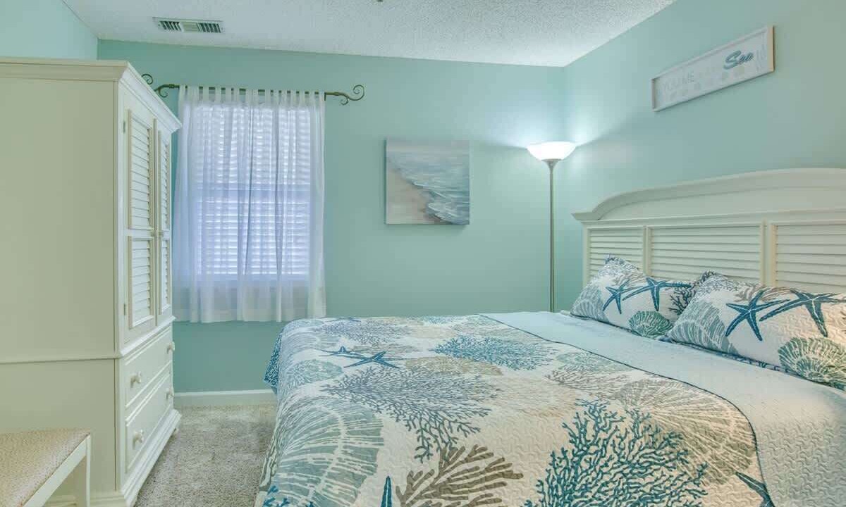 Photo of Bathroom in North Topsail Beach
