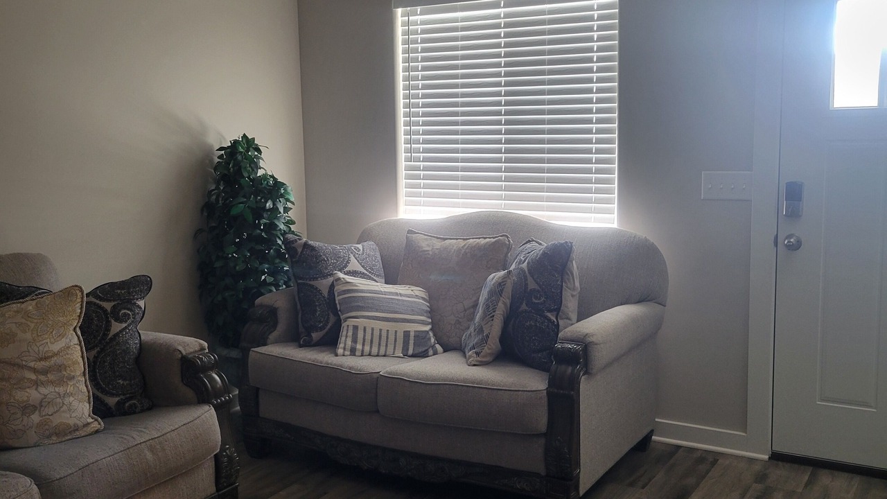 Photo of Livingroom in Bel Aire