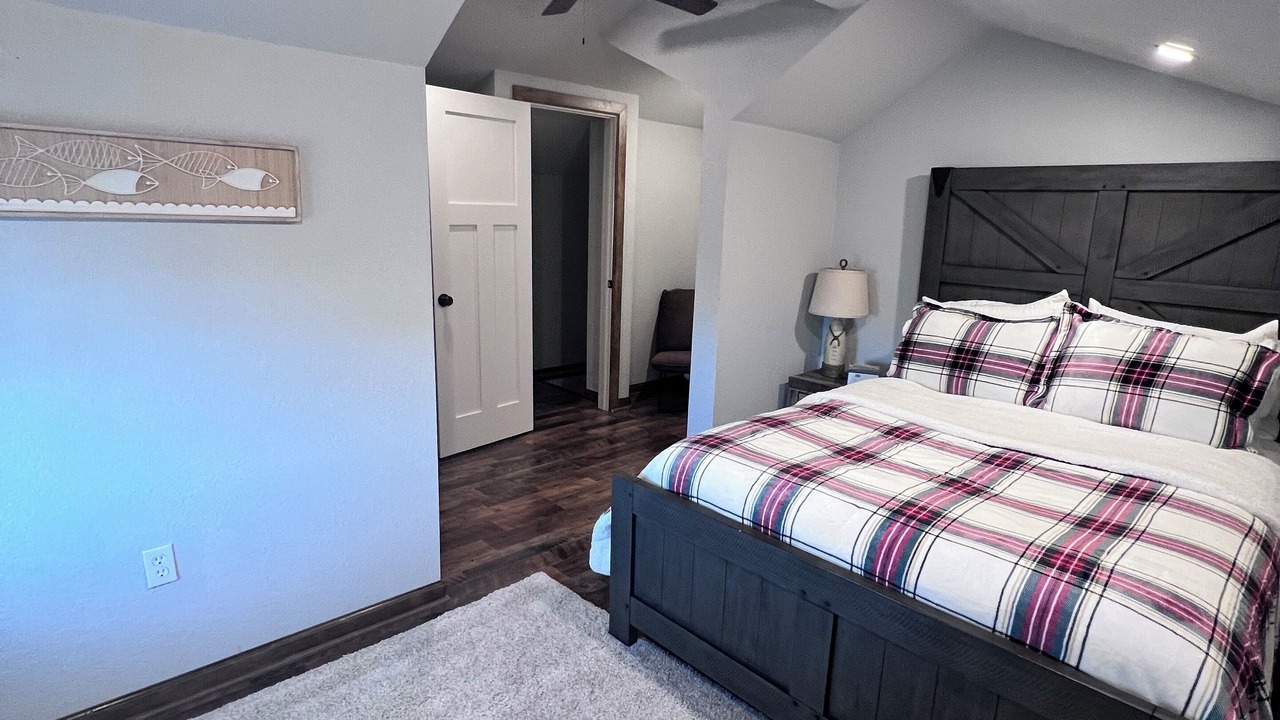 Photo of Bedroom in Cookson