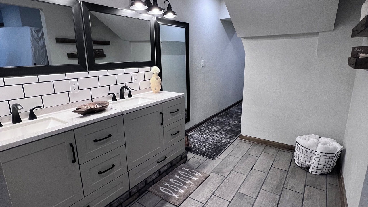 Photo of Bathroom in Cookson