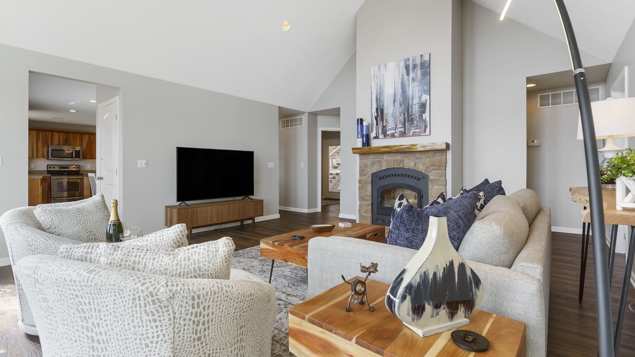 Photo of Livingroom in Blue Eye