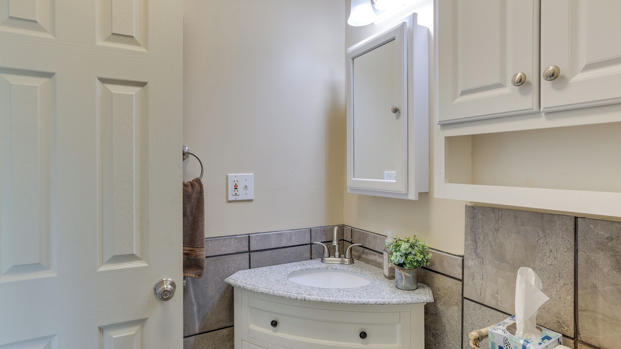 Photo of Bathroom in Shell Knob