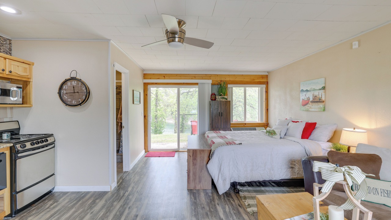 Photo of Bedroom in Shell Knob