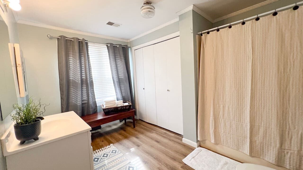 Photo of Bathroom in Mountain View