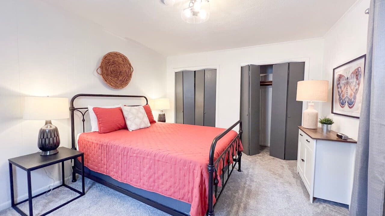 Photo of Bedroom in Mountain View