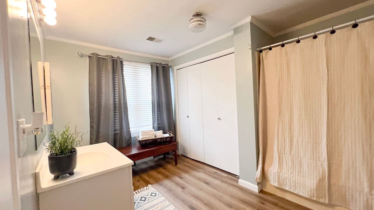 Photo of Bathroom in Mountain View