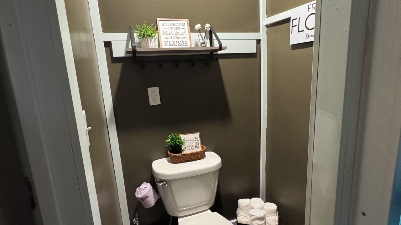 Photo of Bathroom in Eminence