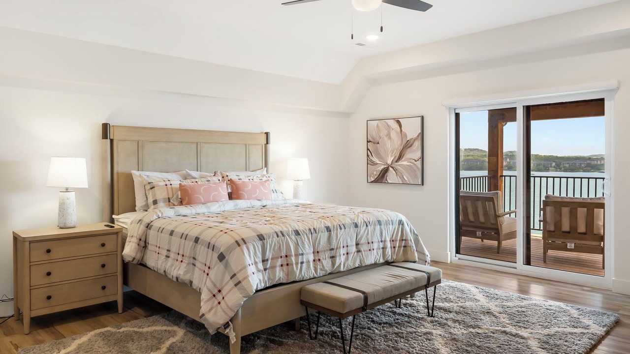 Photo of Bedroom in Hollister