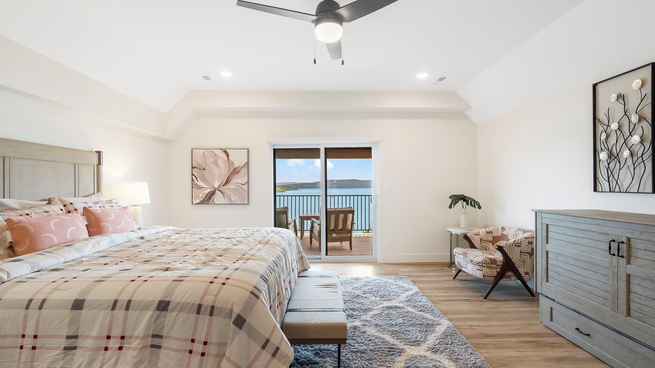 Photo of Bedroom in Hollister