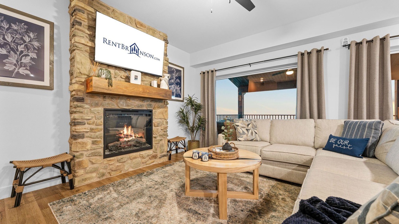 Photo of Livingroom in Hollister