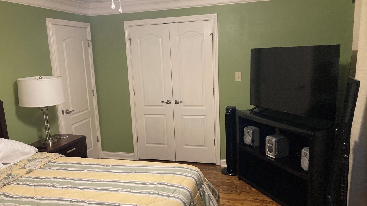 Photo of Bedroom in Middletown