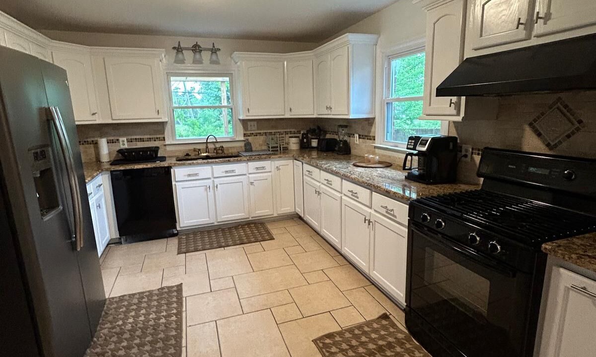 Photo of Kitchen in East Memphis