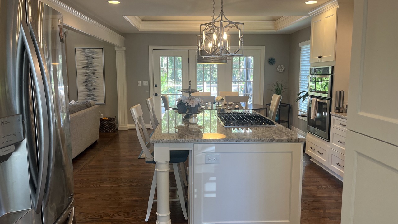 Photo of Bedroom in Lake Forest