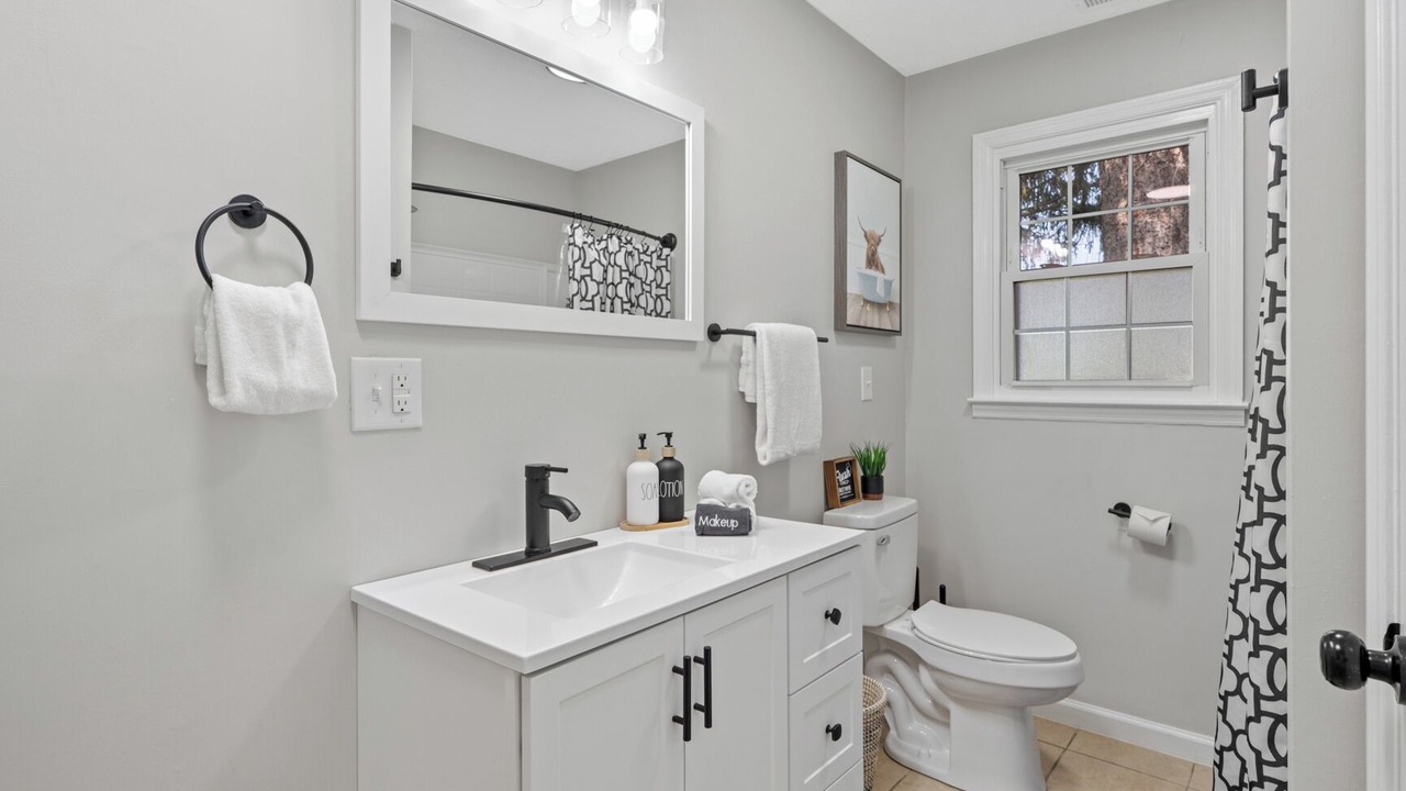 Photo of Bathroom in Shelbyville