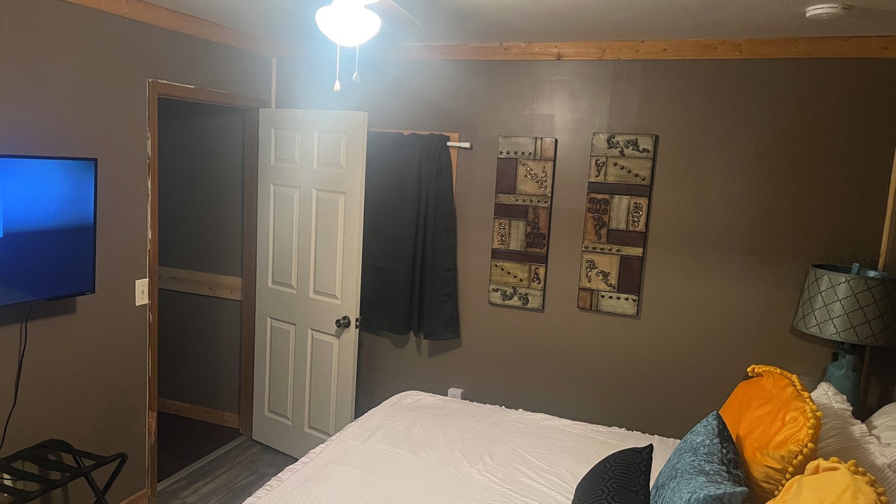 Photo of Bedroom in Sloans Valley