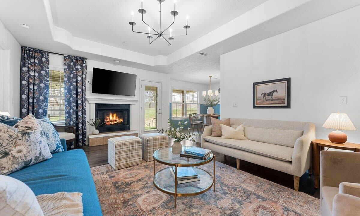 Photo of Livingroom in Branson Theater District