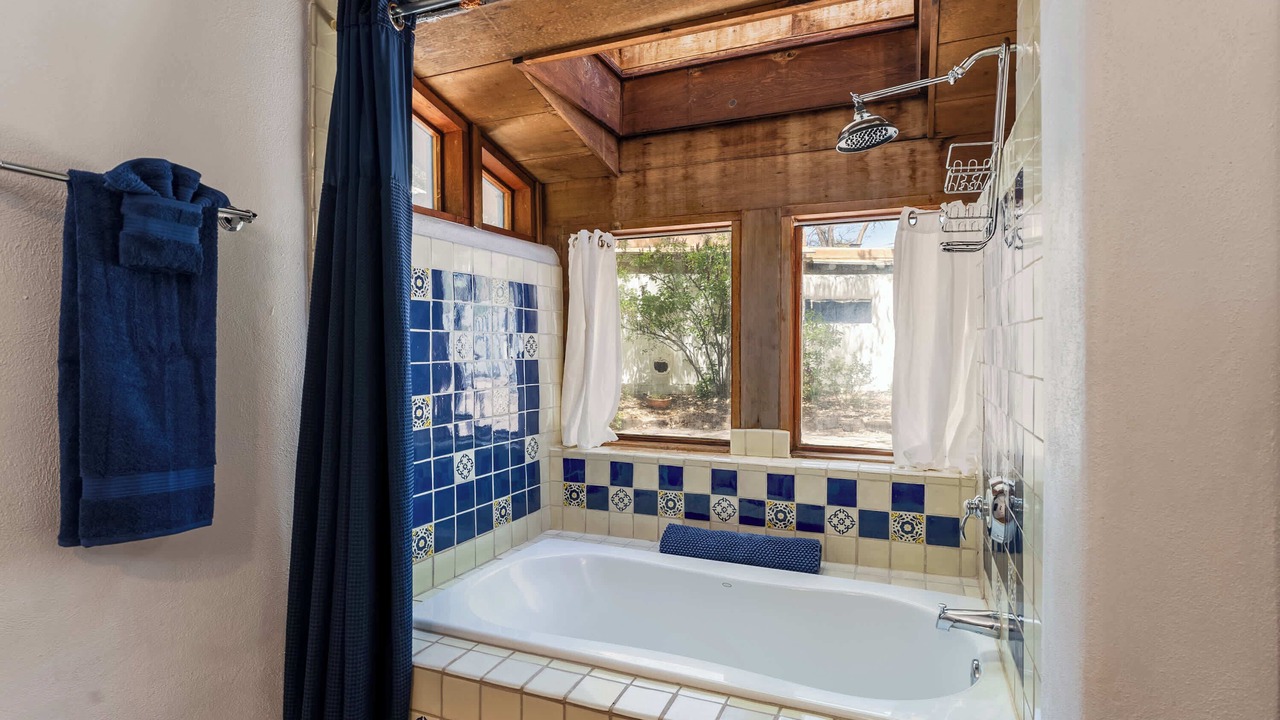 Photo of Bathroom in Tesuque