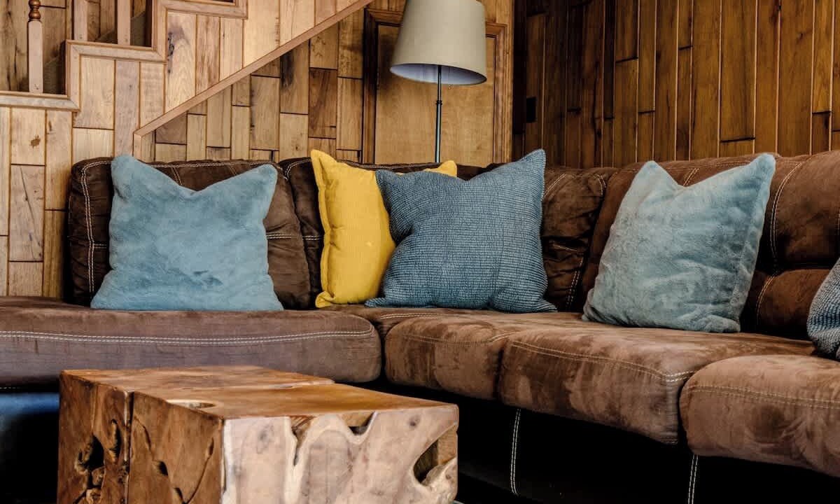 Photo of Livingroom in Jones Mills