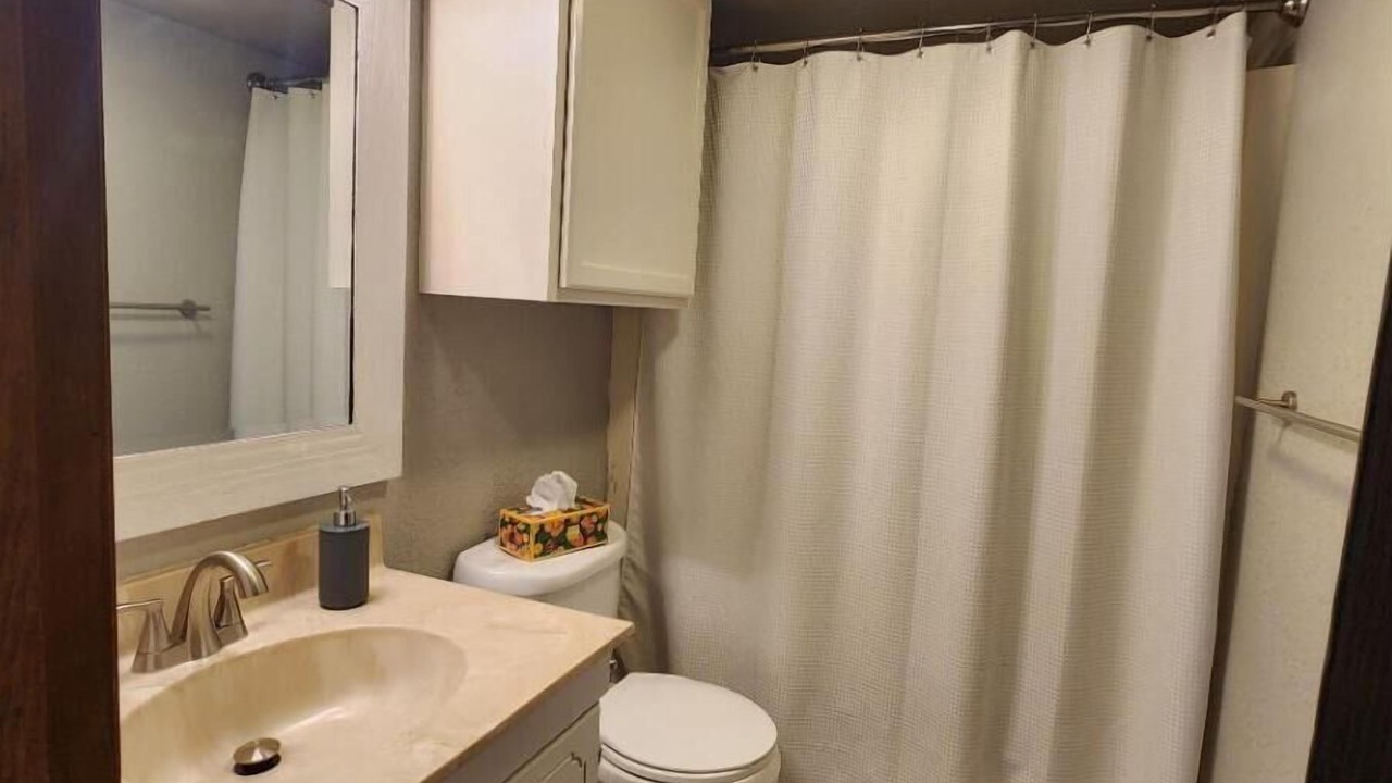 Photo of Bathroom in Eufaula