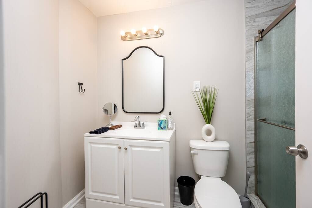 Photo of Bathroom in East Memphis