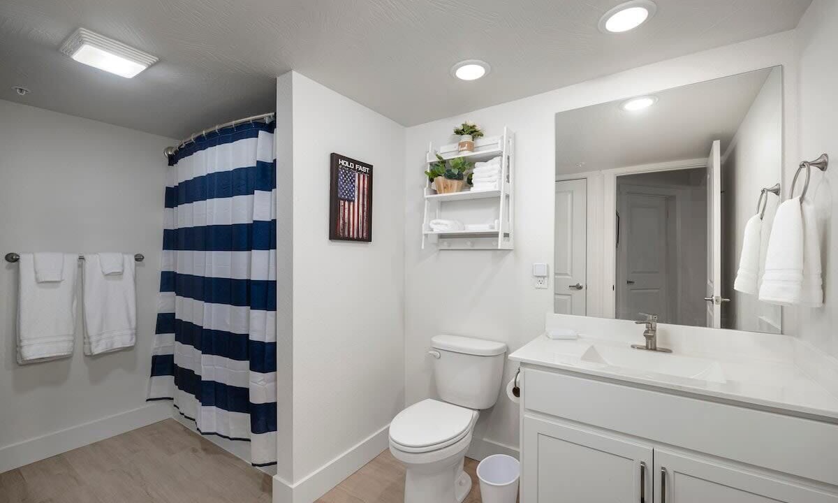 Photo of Bathroom in Downtown Branson