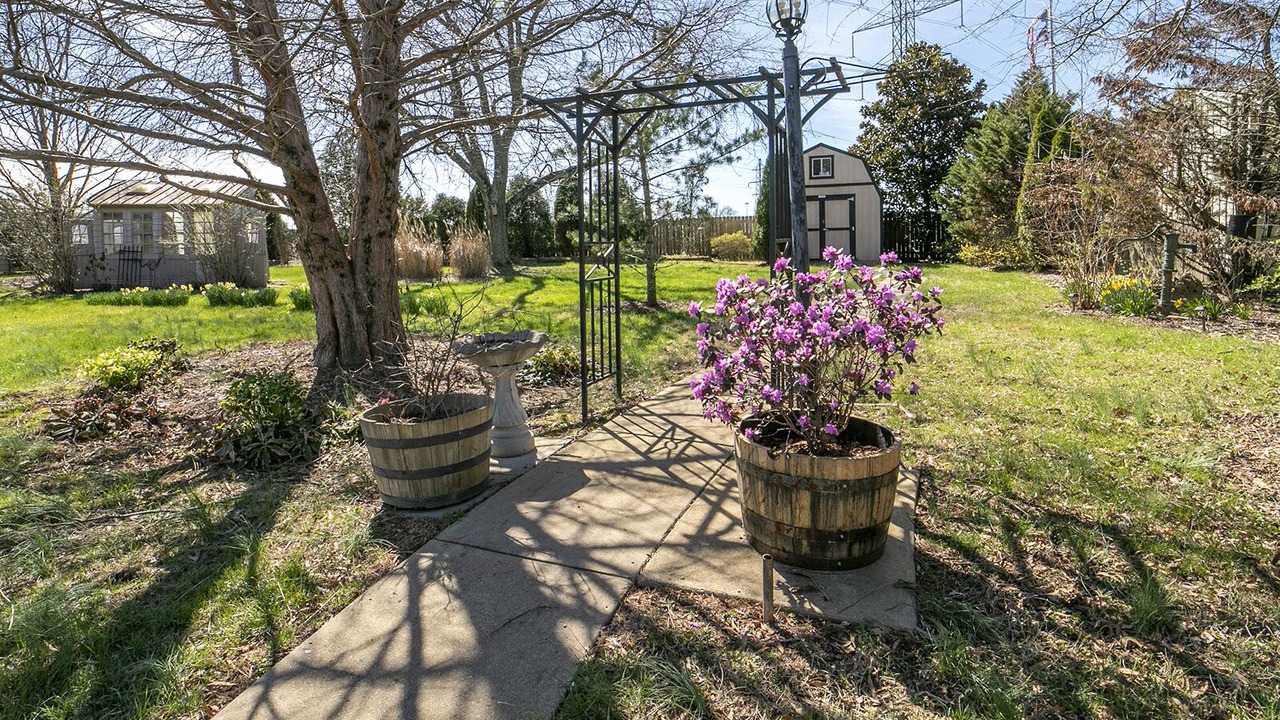 Photo of Outdoor in Buechel