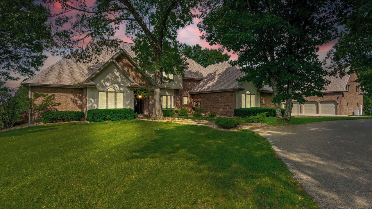 Photo of Outdoor in Branson West