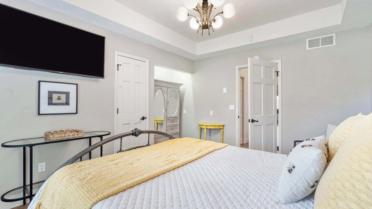 Photo of Bedroom in Branson West