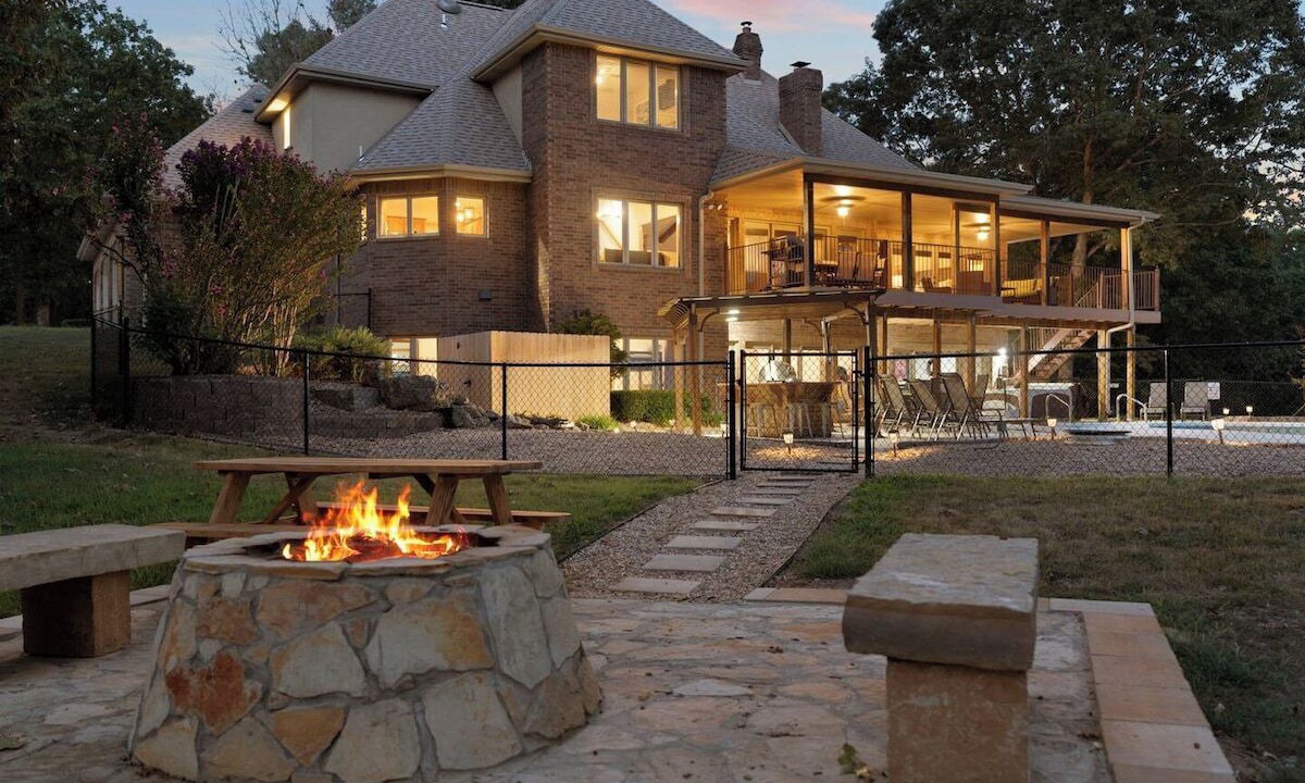 Photo of Outdoor in Branson West