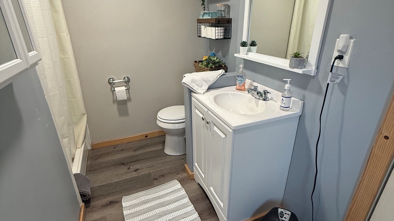 Photo of Bathroom in Wray