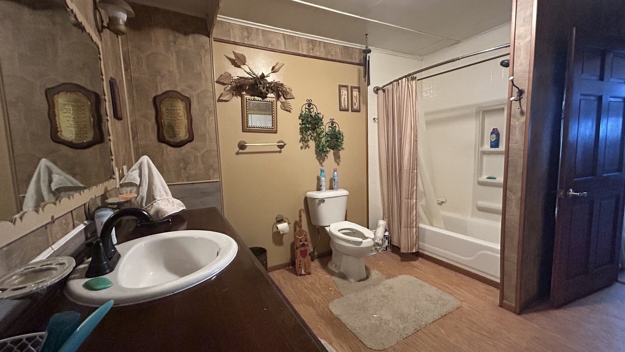 Photo of Bathroom in Hardy