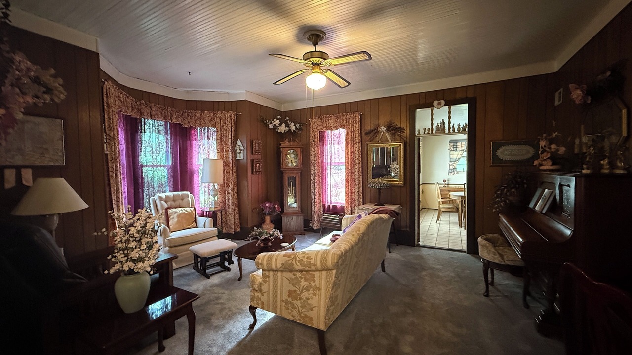 Photo of Livingroom in Hardy