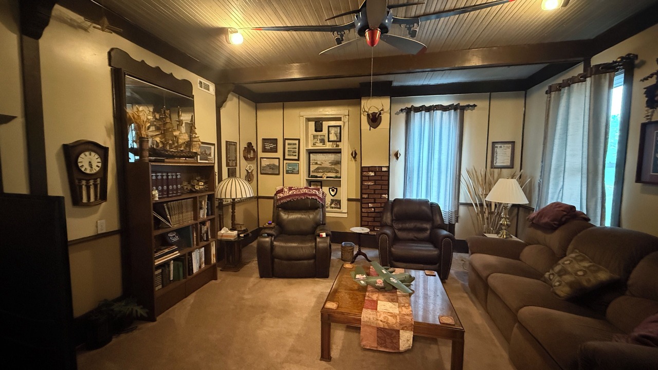 Photo of Livingroom in Hardy