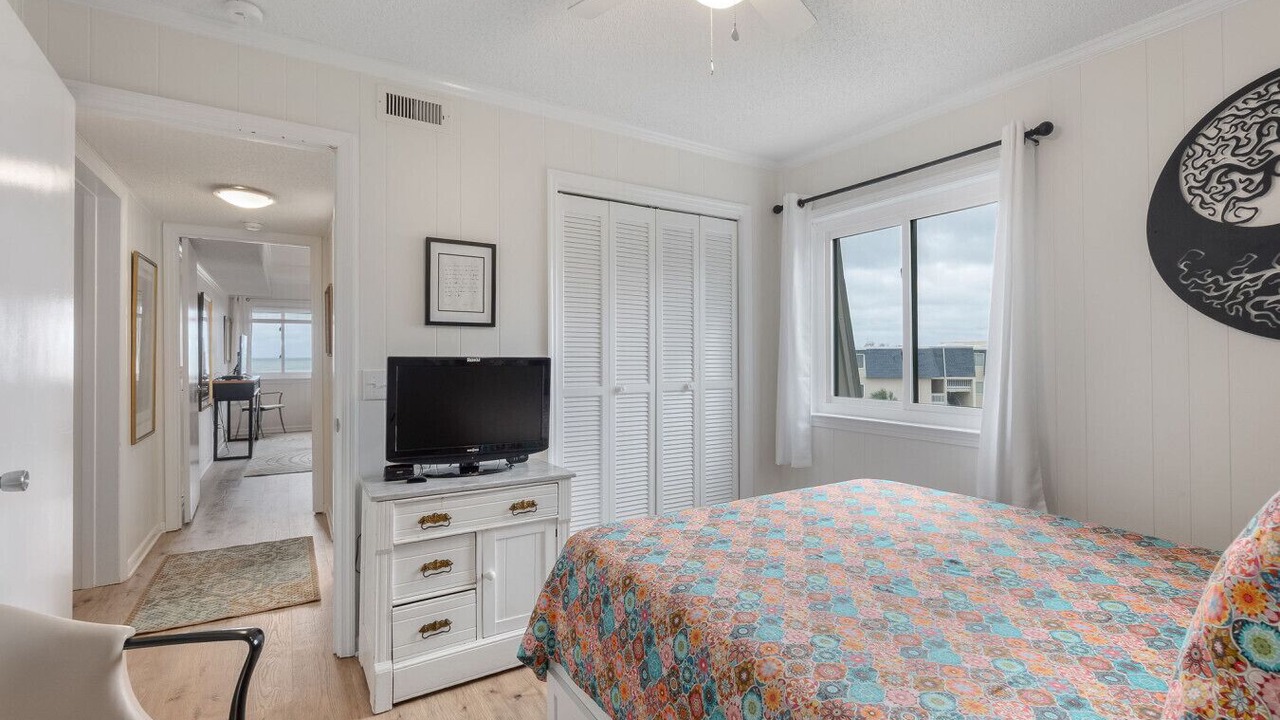 Photo of Bedroom in Morehead City