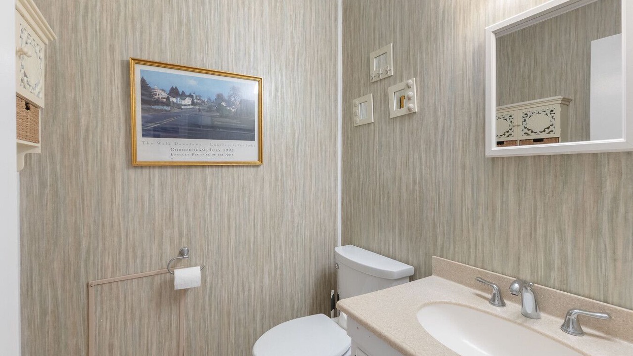 Photo of Bathroom in Morehead City