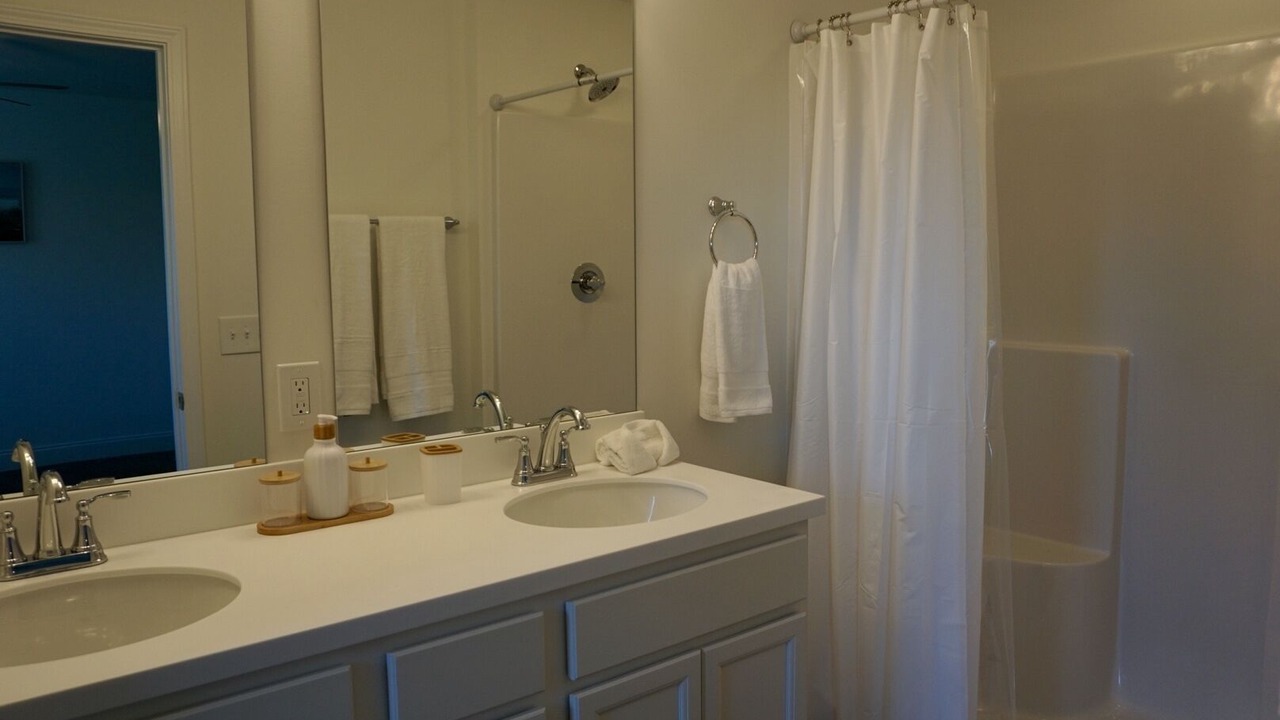 Photo of Bathroom in Maryville