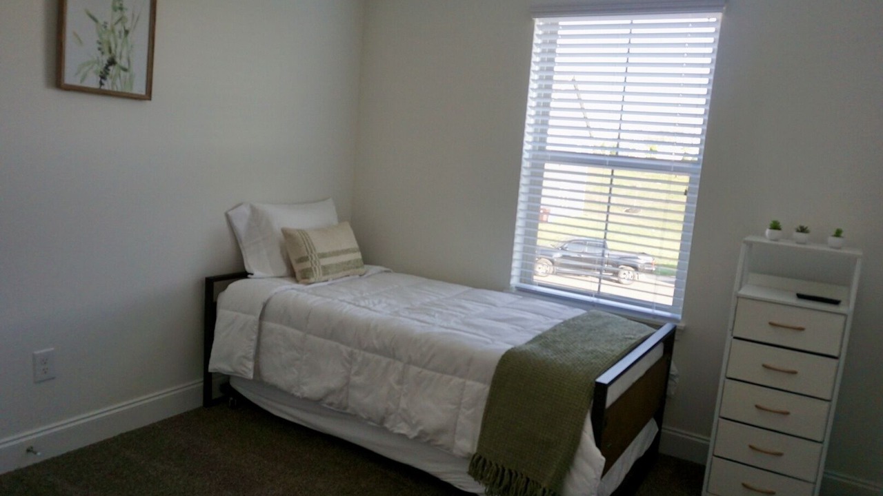 Photo of Bedroom in Maryville