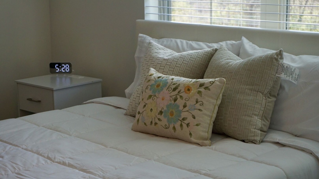 Photo of Bedroom in Maryville